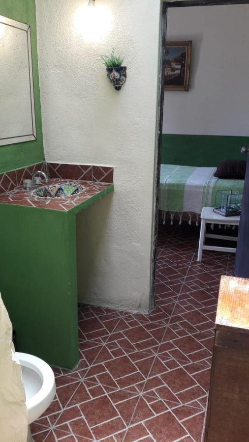 Casa Loteria Bed & Breakfast Сан Мигел де Аленде Екстериор снимка