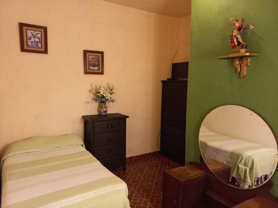 Casa Loteria Bed & Breakfast Сан Мигел де Аленде Екстериор снимка